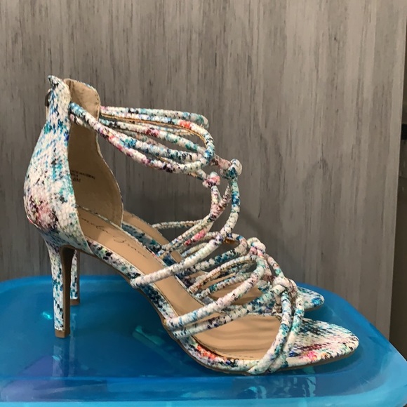 Brand new w/o box - Picture 2 of 3